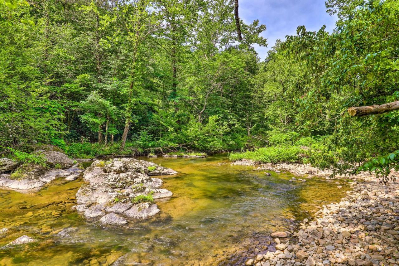 הוילה Hot Springs Marshall Cabin Retreat With Porch, On-Site Creek! מראה חיצוני תמונה