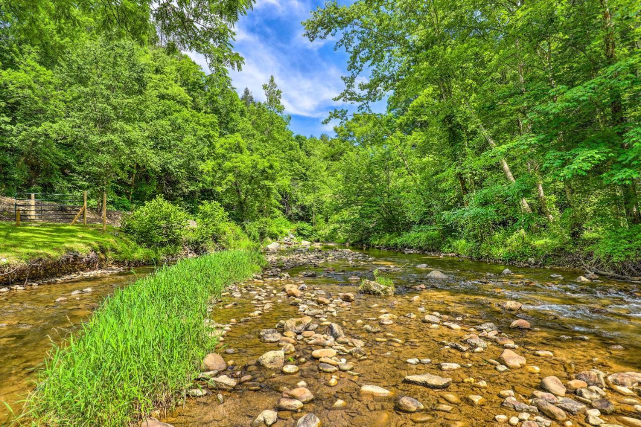 הוילה Hot Springs Marshall Cabin Retreat With Porch, On-Site Creek! מראה חיצוני תמונה